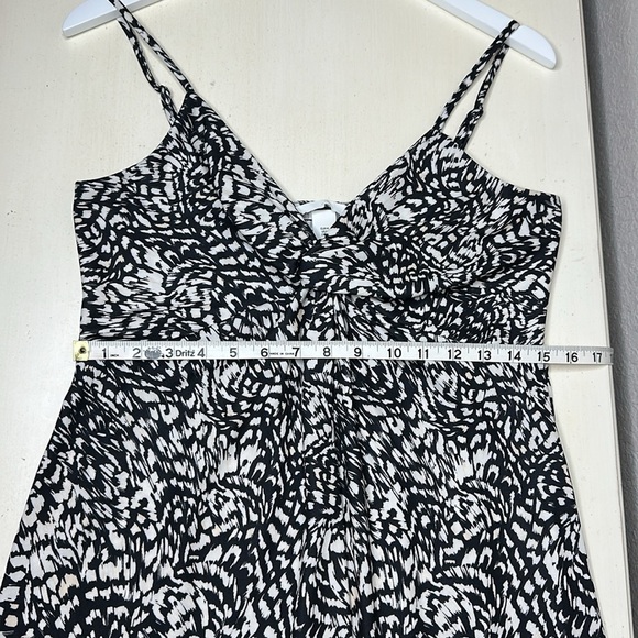 H&M Black and White Twist Front Abstract Print Spaghetti Strap Midi Dress Size M - Picture 11 of 12